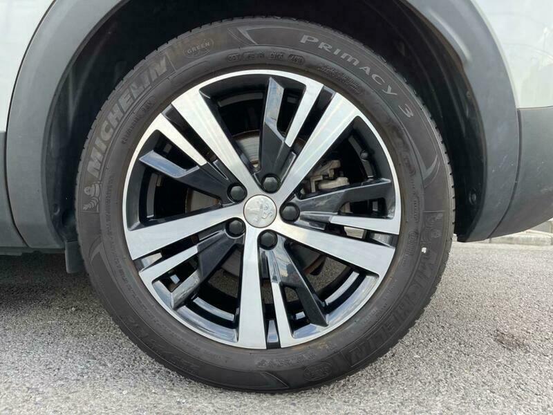 3008