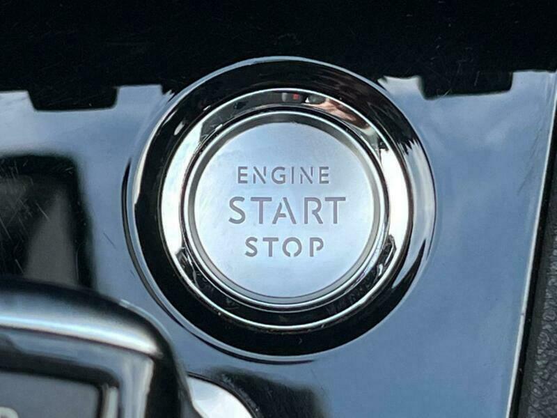 3008