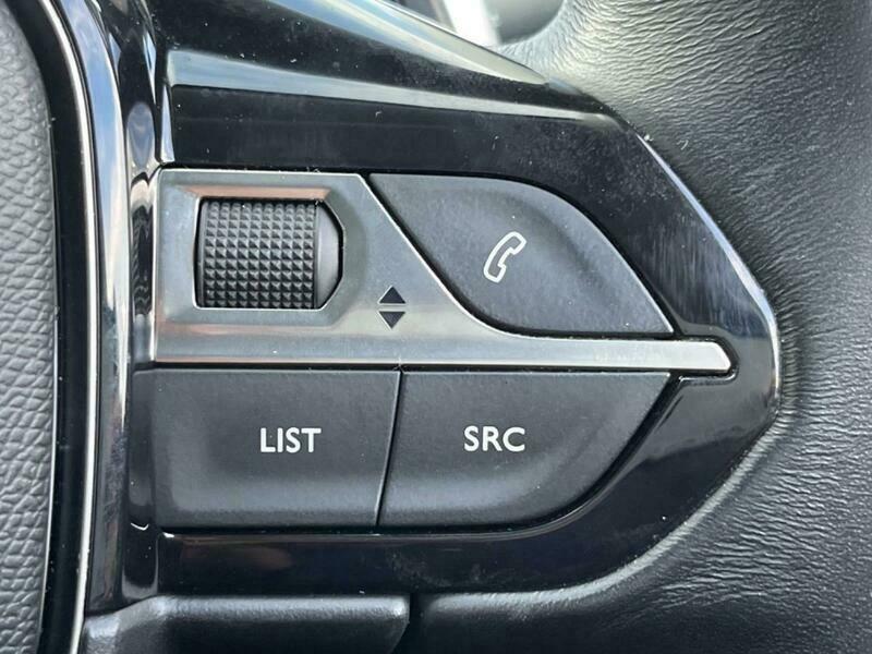 3008