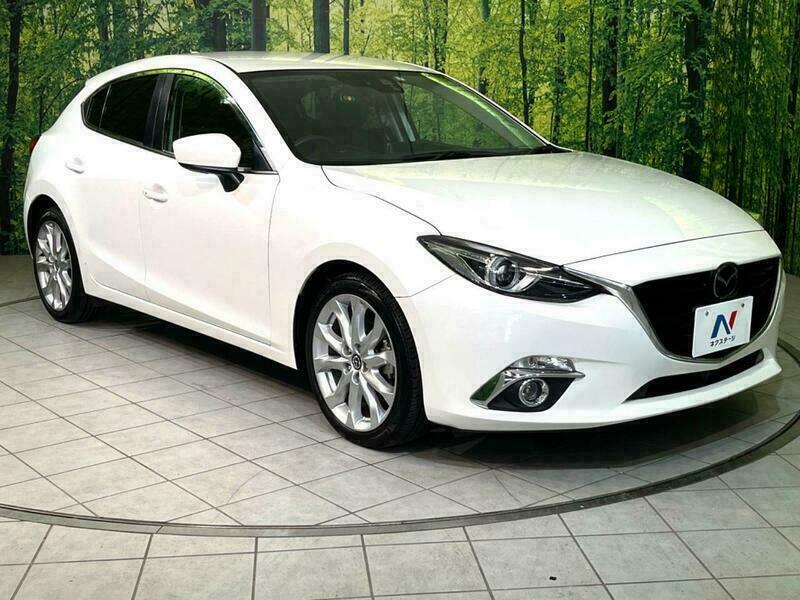 Axela Sport