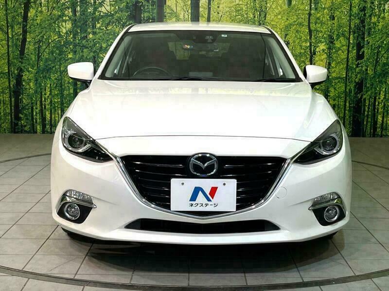 Axela Sport