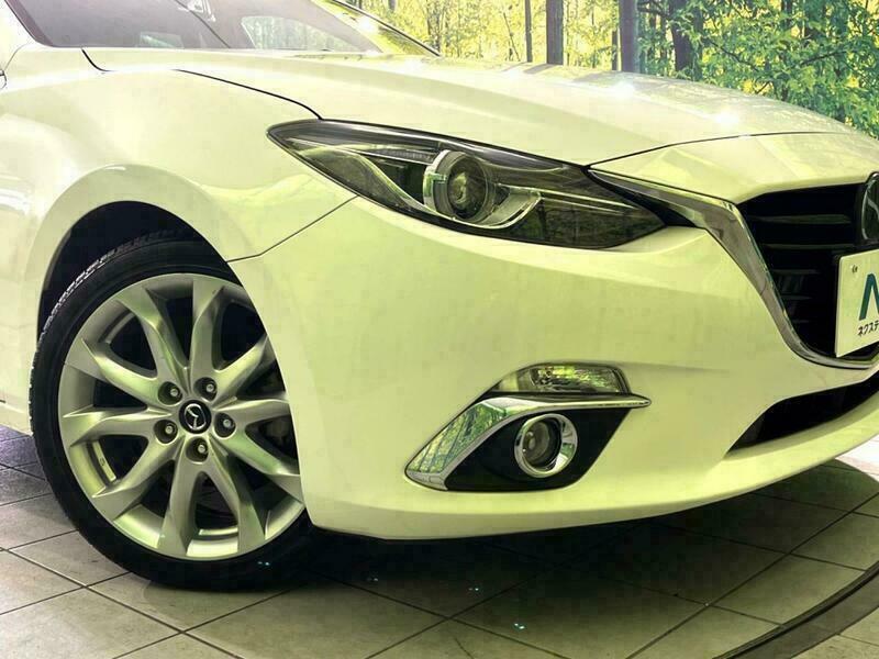 Axela Sport