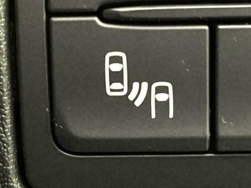 Axela Sport