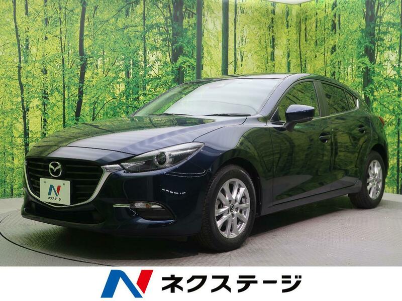 Axela Sport-1