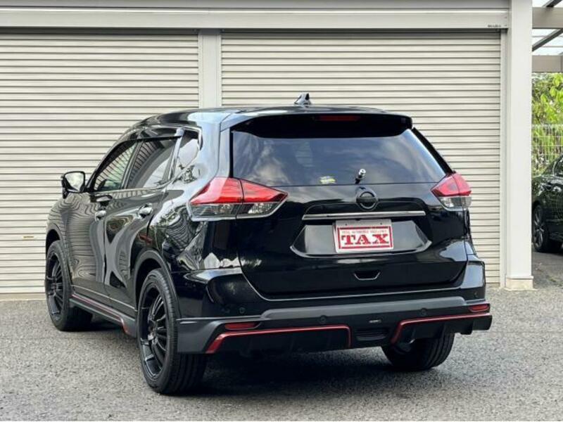 X-TRAIL