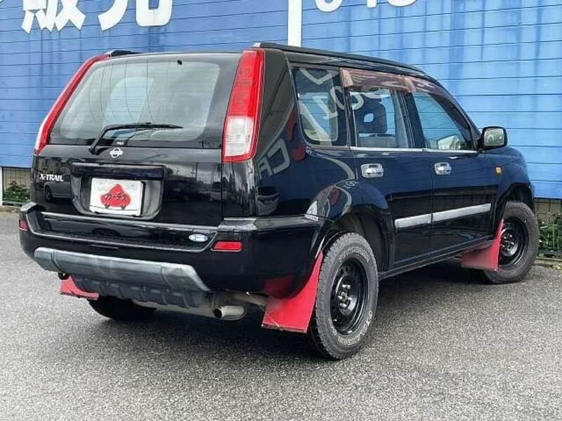 X-TRAIL