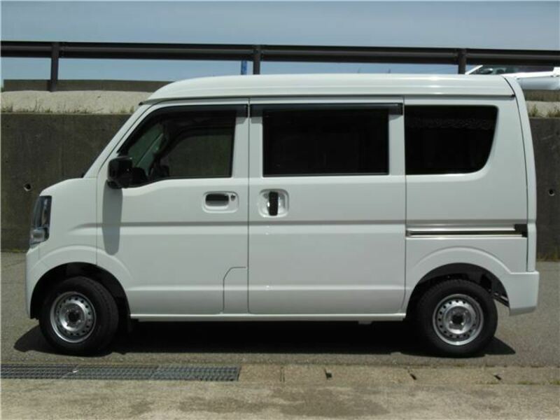 MINICAB VAN