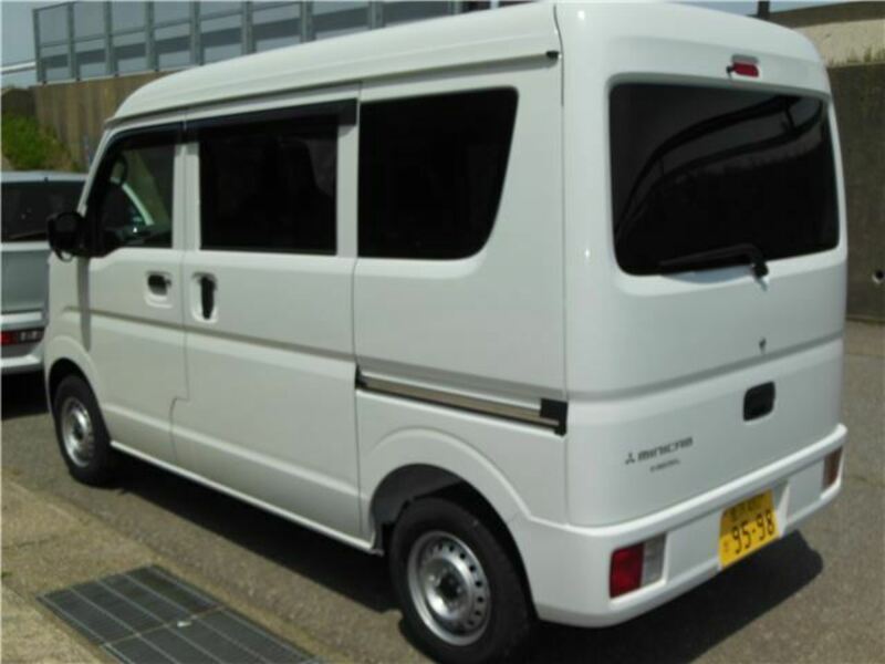 MINICAB VAN