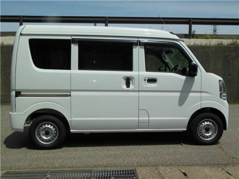 MINICAB VAN