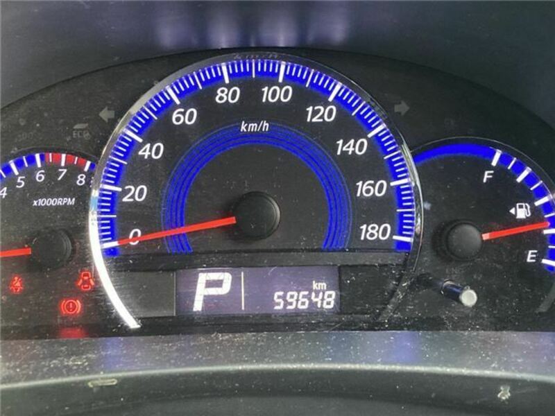 DELICA D2