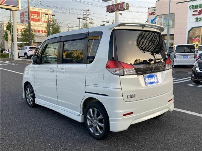 DELICA D2