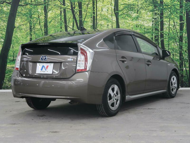 PRIUS-36