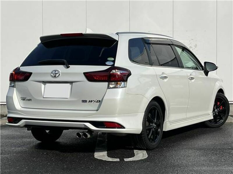 COROLLA FIELDER