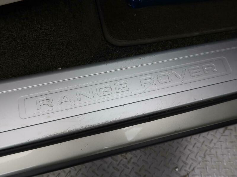RANGE ROVER-50