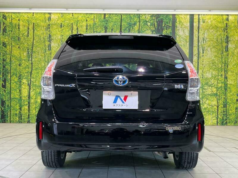 PRIUS ALPHA