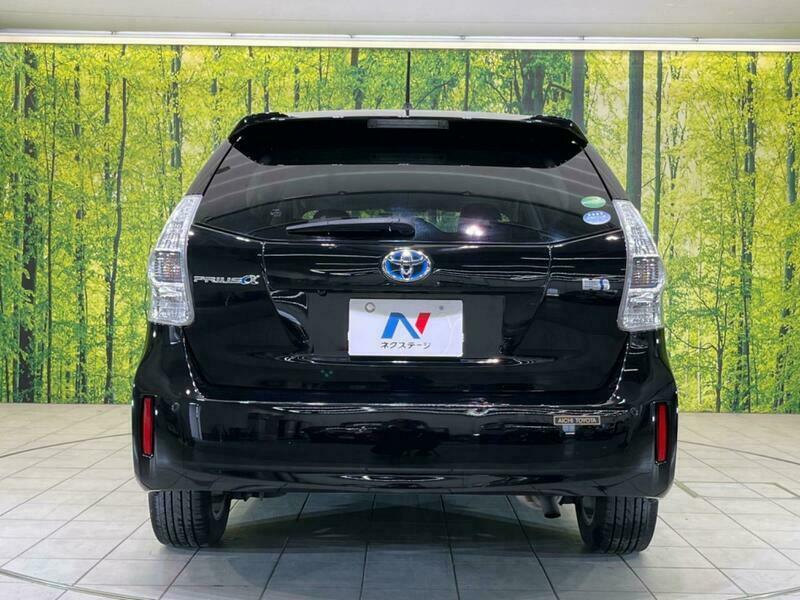 PRIUS ALPHA