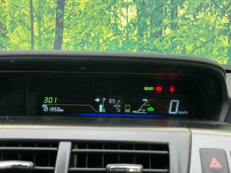 PRIUS ALPHA