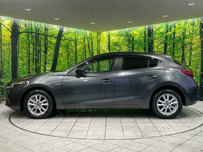 Axela Sport
