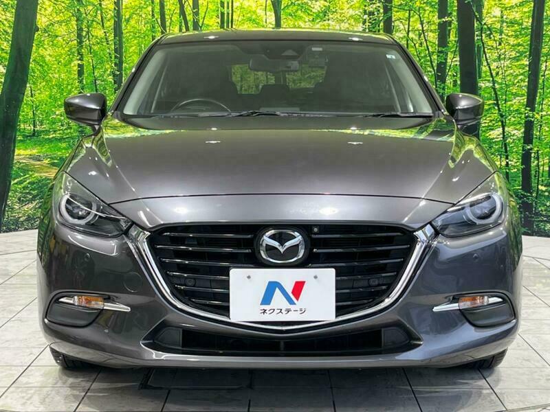Axela Sport