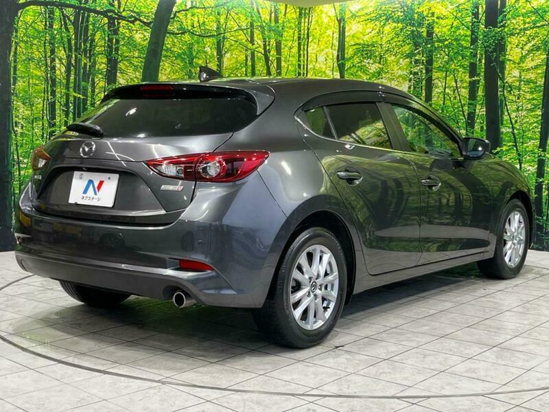 Axela Sport