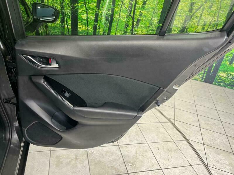 Axela Sport