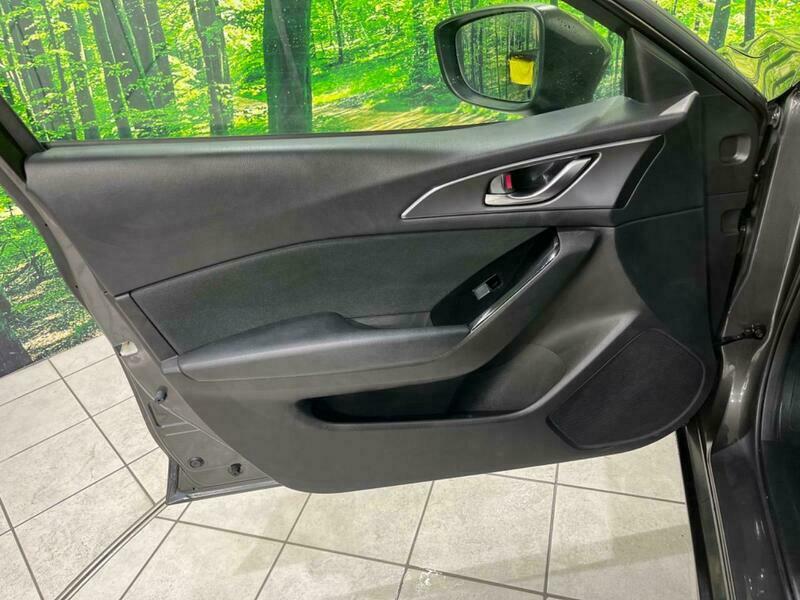 Axela Sport