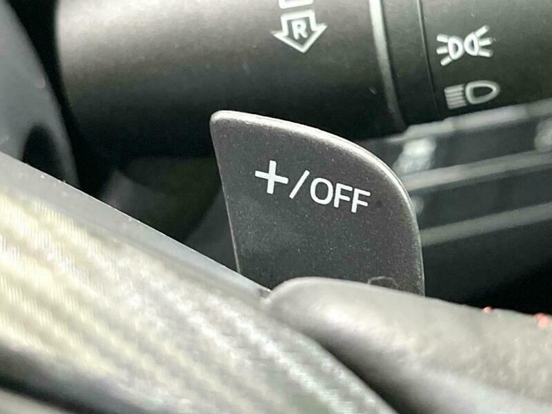 Axela Sport