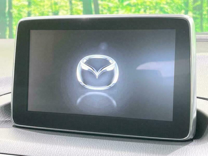 Axela Sport