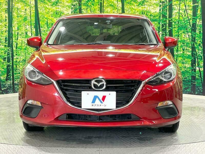 Axela Sport
