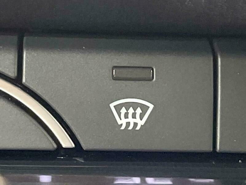 Axela Sport