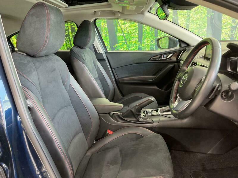 Axela Sport