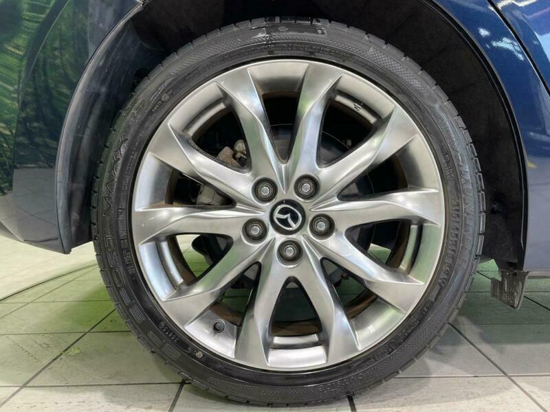 Axela Sport
