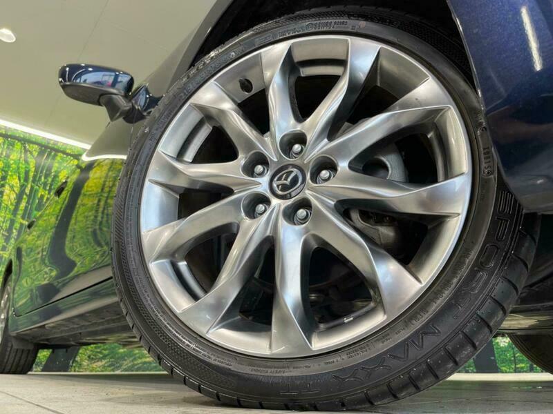 Axela Sport