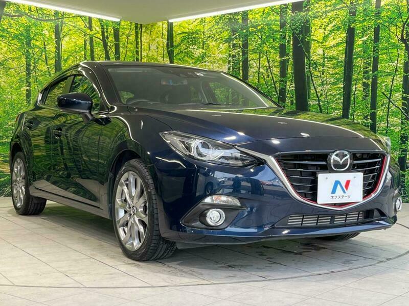 Axela Sport