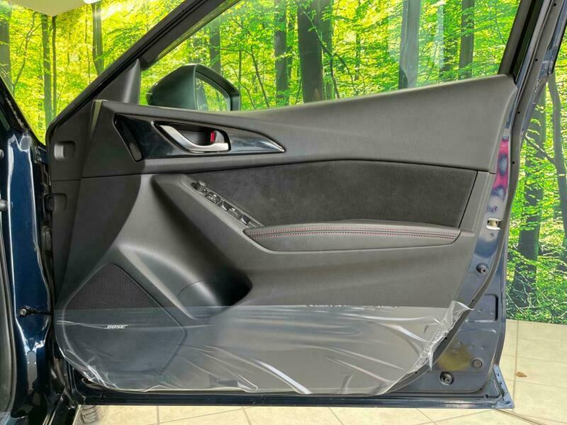 Axela Sport