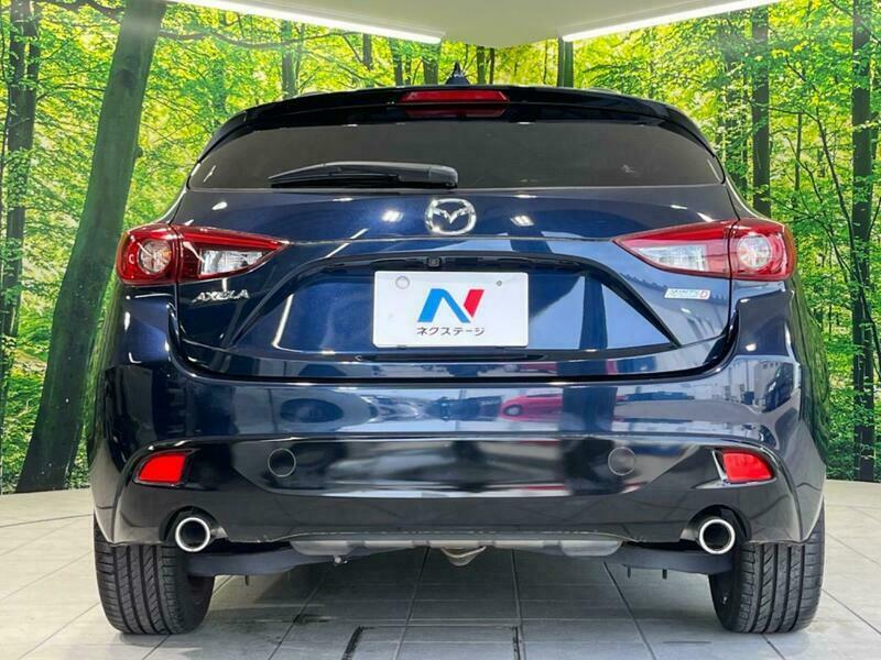 Axela Sport