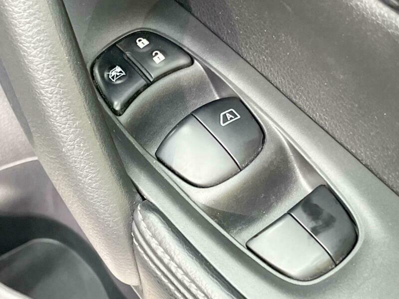 X-TRAIL-16
