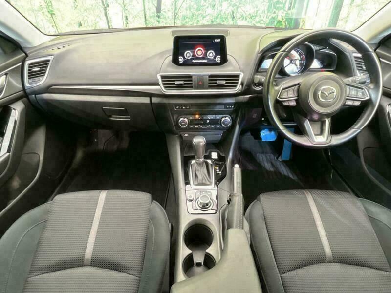 Axela Sport