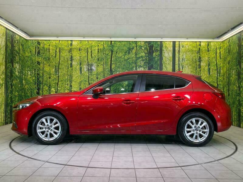Axela Sport