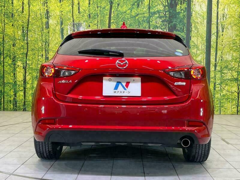 Axela Sport