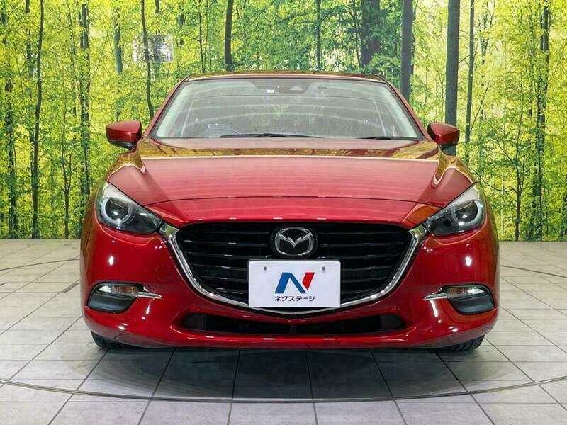 Axela Sport