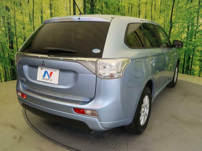 OUTLANDER PHEV-8