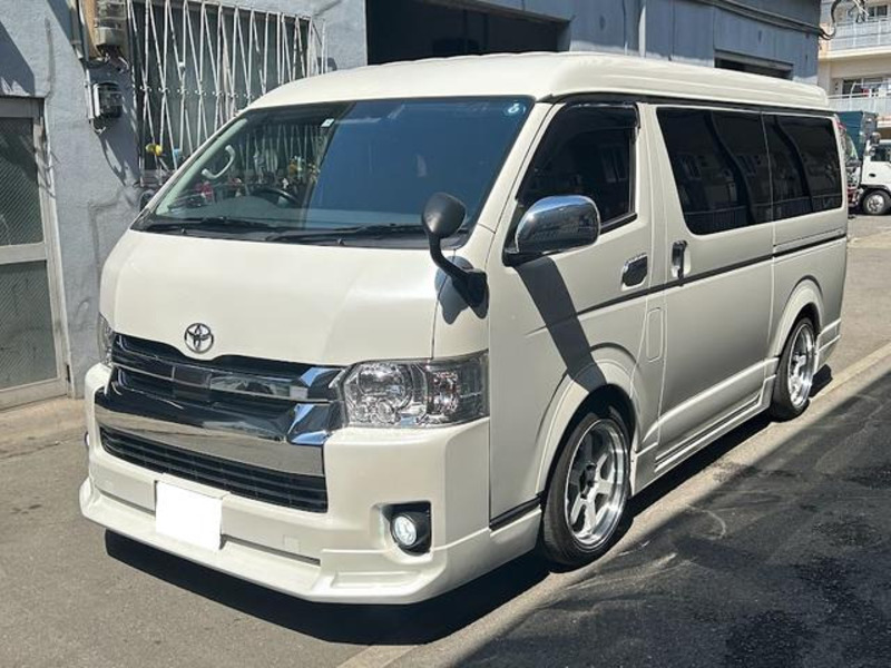 HIACE