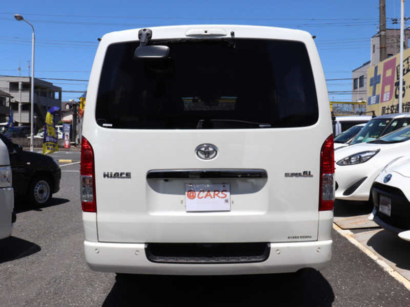 HIACE VAN