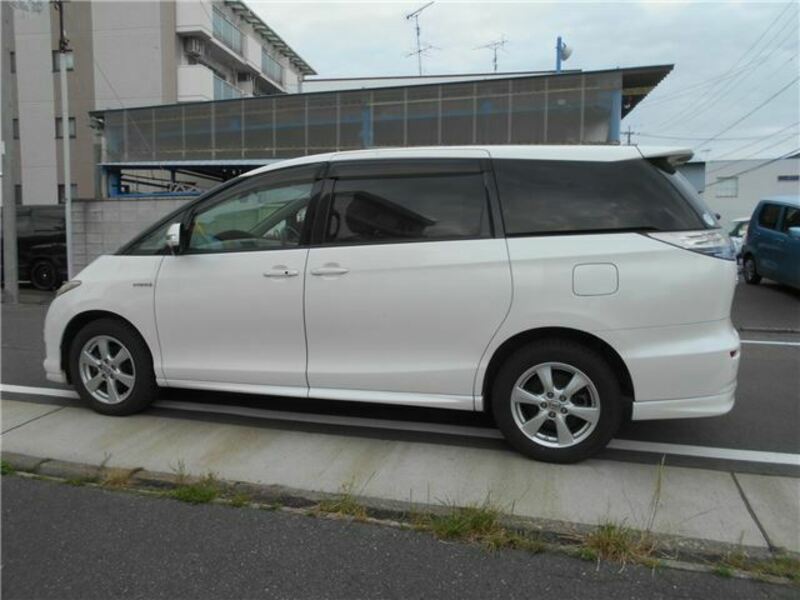 ESTIMA HYBRID