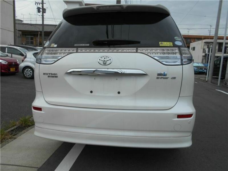 ESTIMA HYBRID
