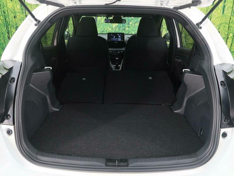 YARIS-27