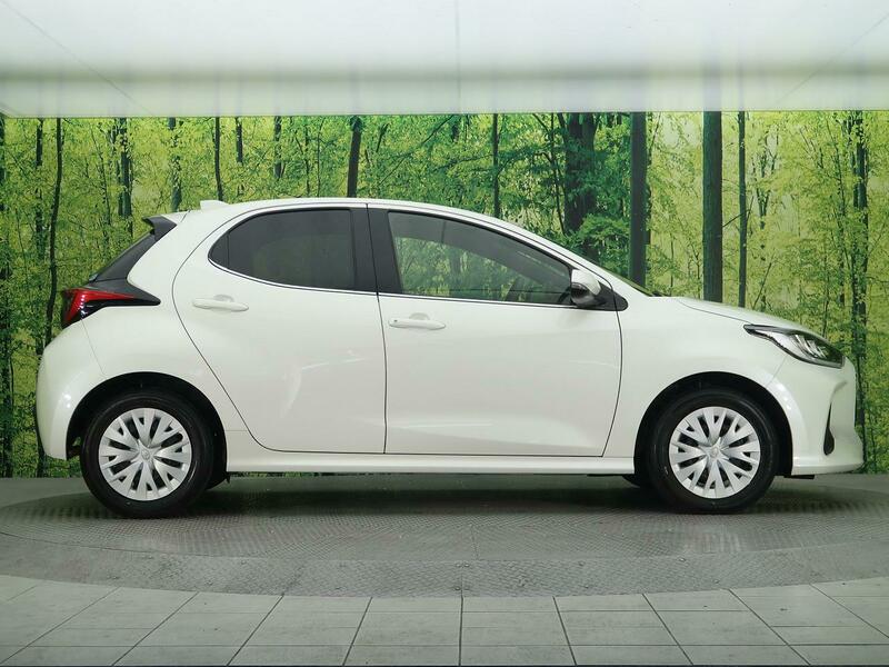 YARIS-37