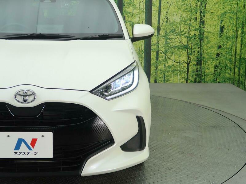 YARIS-53