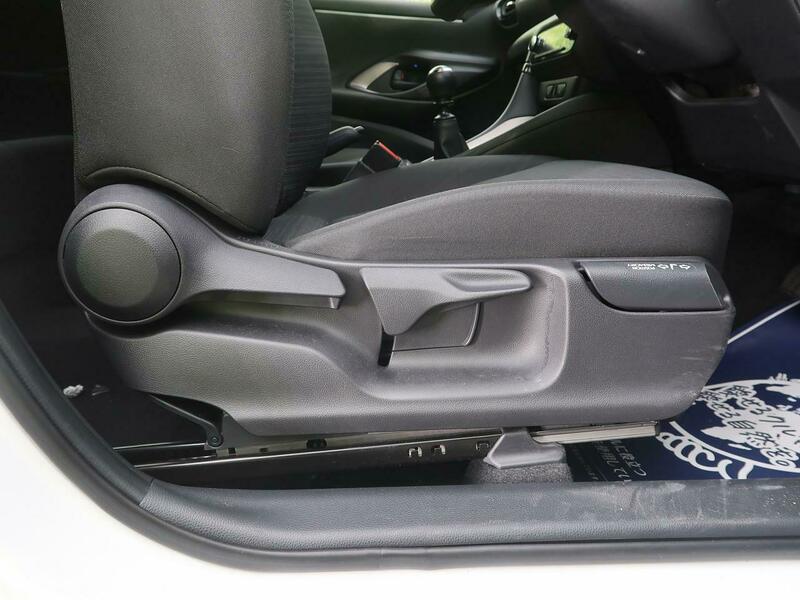 YARIS-60